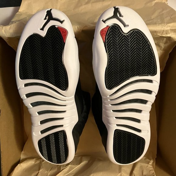 Brand New DS 2016 Nike Air Jordan 12 Nylon Neoprene Retro 130690 004 Size 11 main image 4